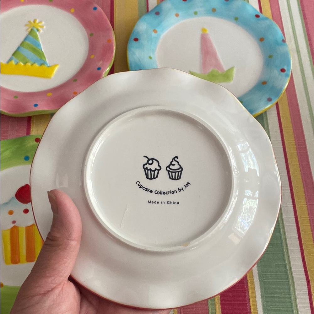 Colorful Party Plate Set - Picture 6 of 8